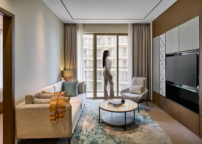 Deluxe Kamer met een Slaapkamer en een King Size Bed